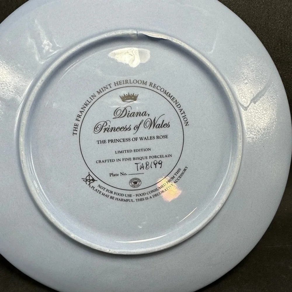 The Princess‎ Diane of Wales Rose Collectors Porcelain Plate Platinum bordered